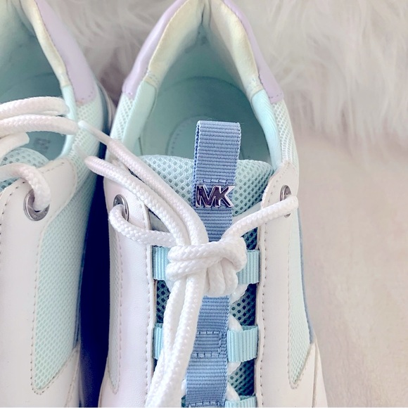 Michael Kors Sneakers - Picture 7 of 9
